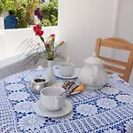 Otel Ayeri