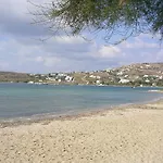 Ayeri Páros