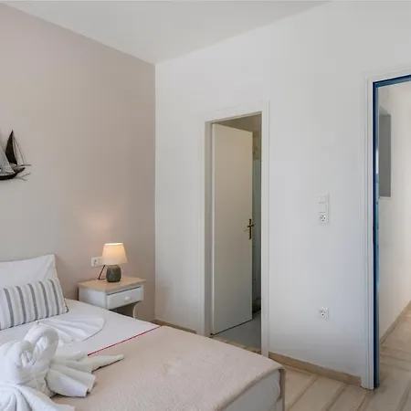 Hotel Ayeri 2*