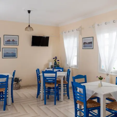Ayeri Parikia (Paros)
