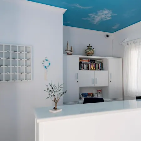 Szálloda Ayeri Párosz