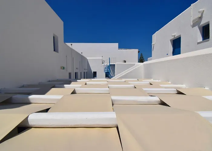 Ξενοδοχείο Ayeri 2*